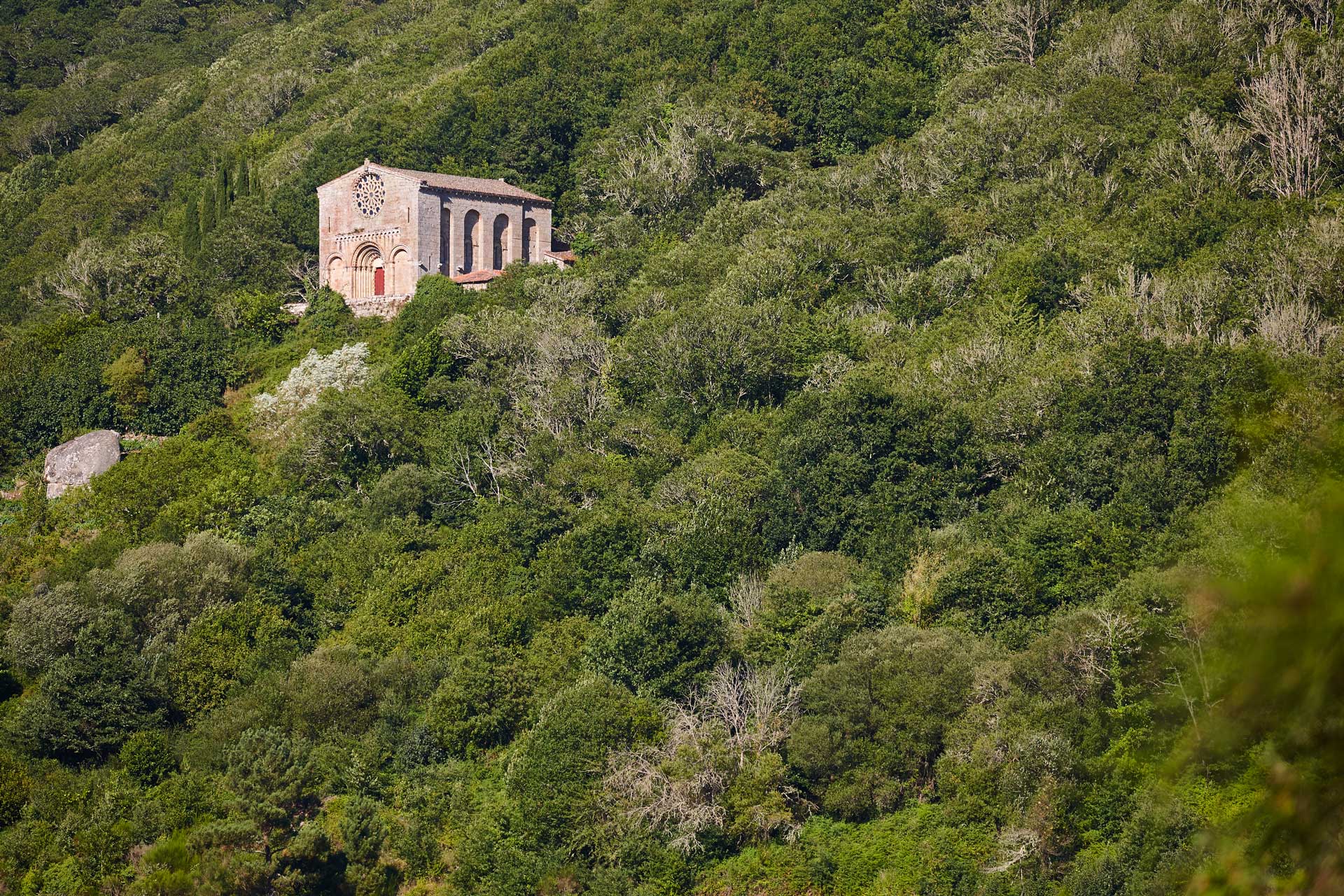 ribeira-sacra-romanesque-abbey-santo-estevo-de-ri-2023-11-27-05-02-00-utc-web