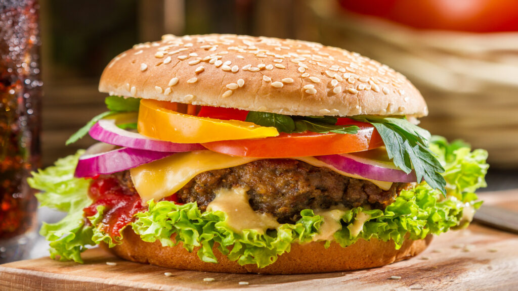 ¿Por qué la comida basura gusta más?