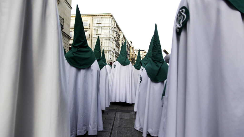 Somos de seguir las tradiciones