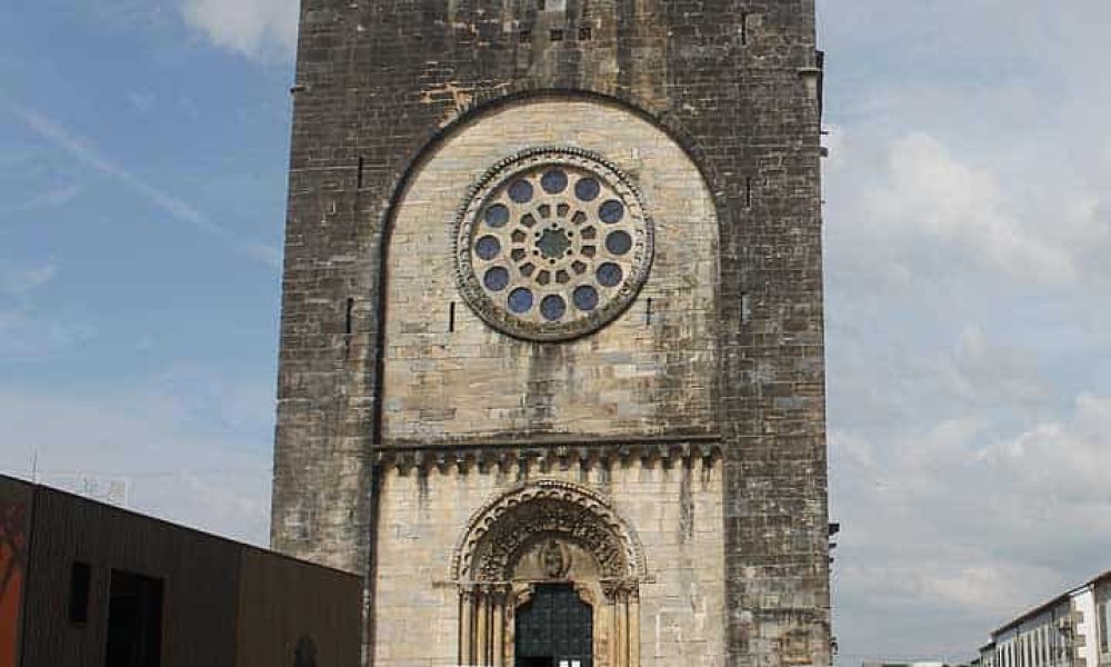 Iglesias-del-Camino-Iglesia-de-San-Nicolás-Portomarín